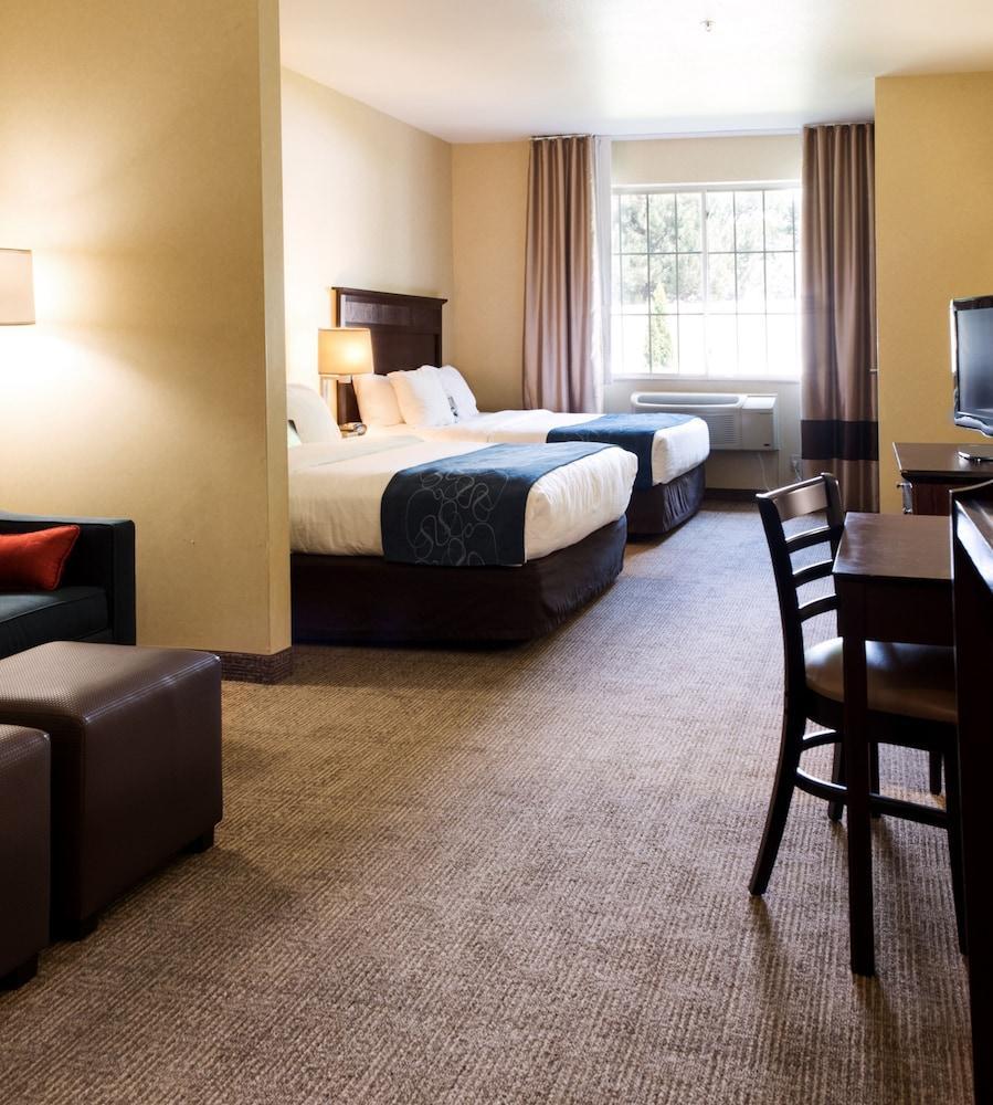 Comfort Suites Lake Geneva East Экстерьер фото