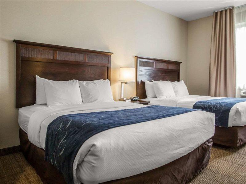 Comfort Suites Lake Geneva East Экстерьер фото
