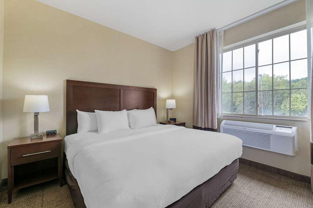 Comfort Suites Lake Geneva East Номер фото