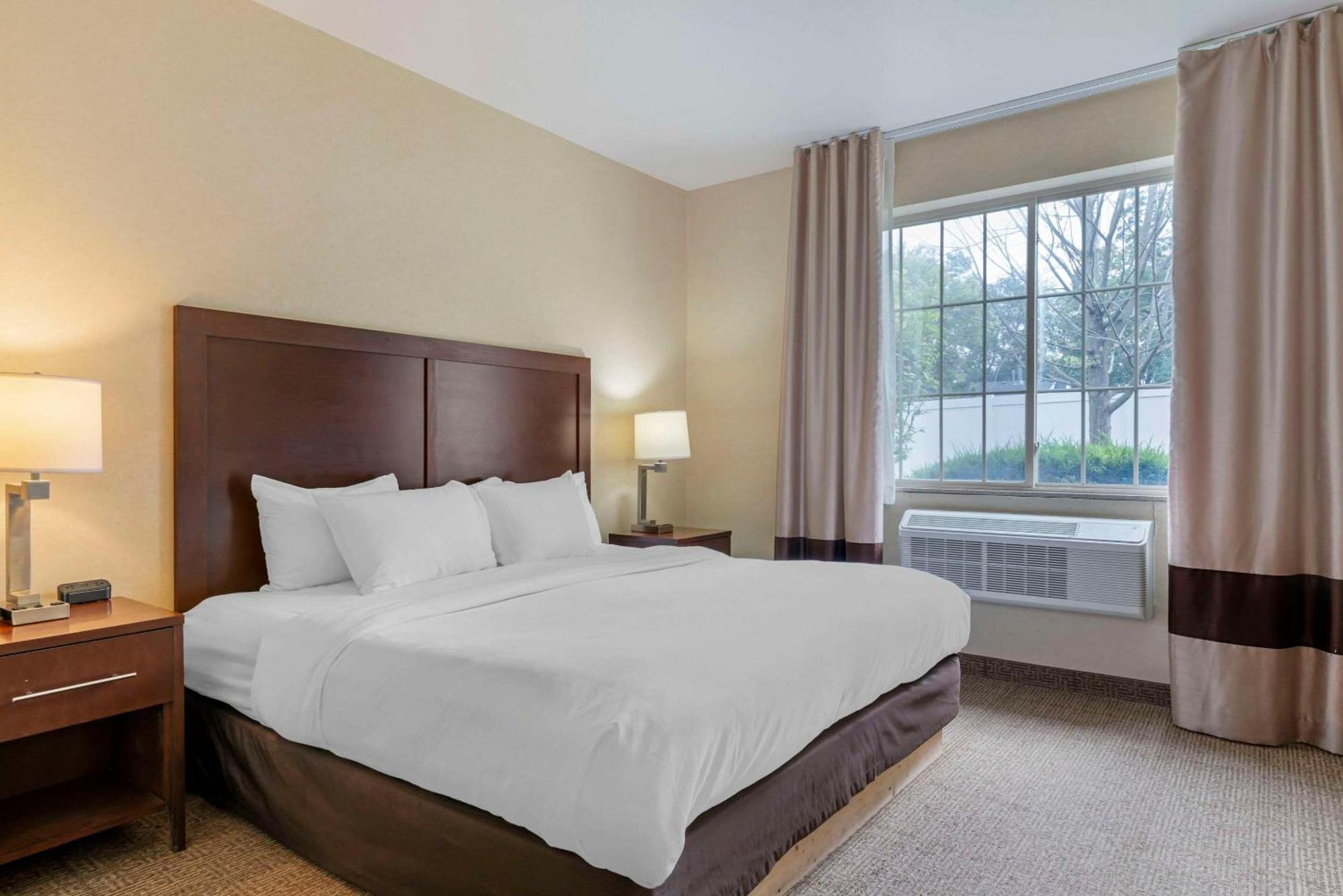 Comfort Suites Lake Geneva East Экстерьер фото