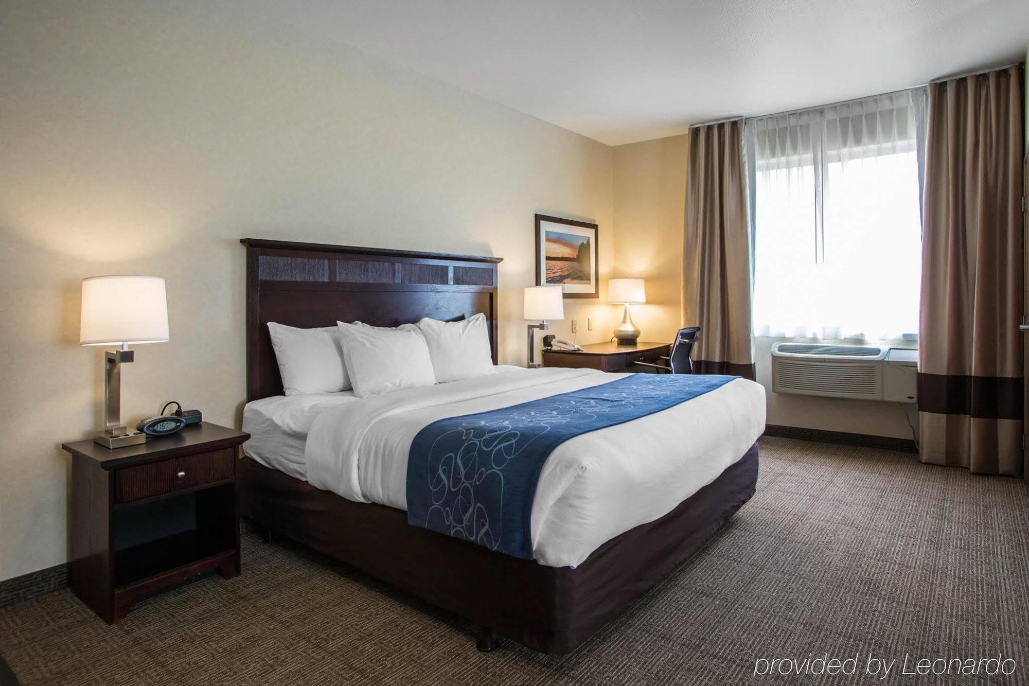 Comfort Suites Lake Geneva East Экстерьер фото