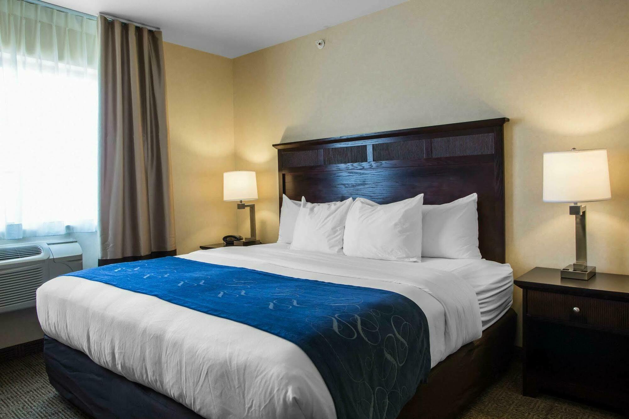 Comfort Suites Lake Geneva East Экстерьер фото